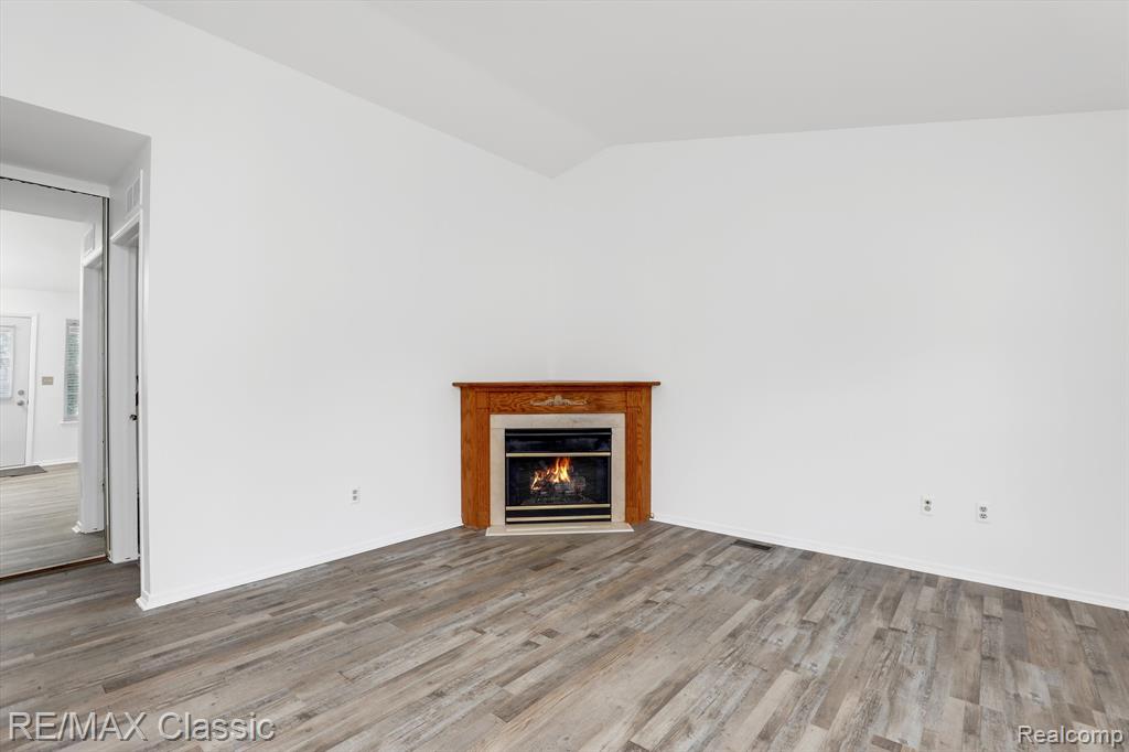 41722 ONAWAY Drive, Northville, MI 48167 — Photo 7