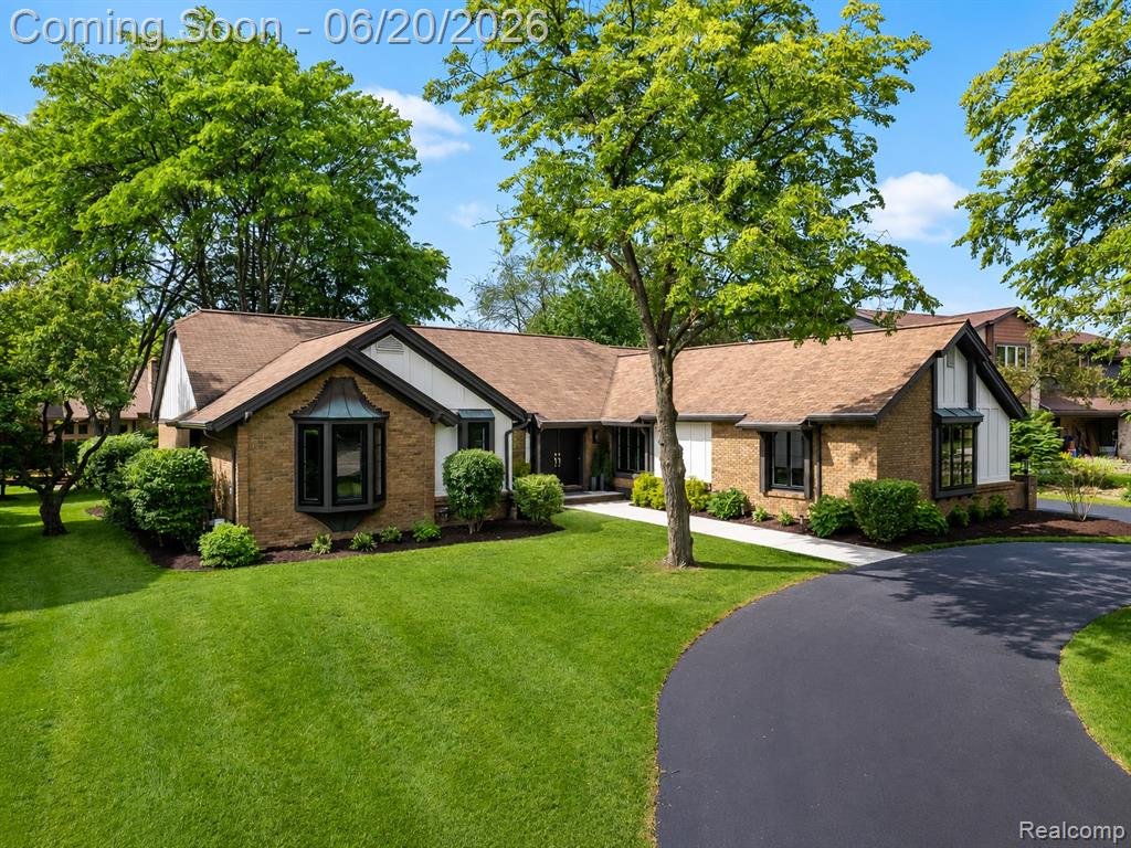 4413 Pinehurst Drive, West Bloomfield, MI — Photo 79