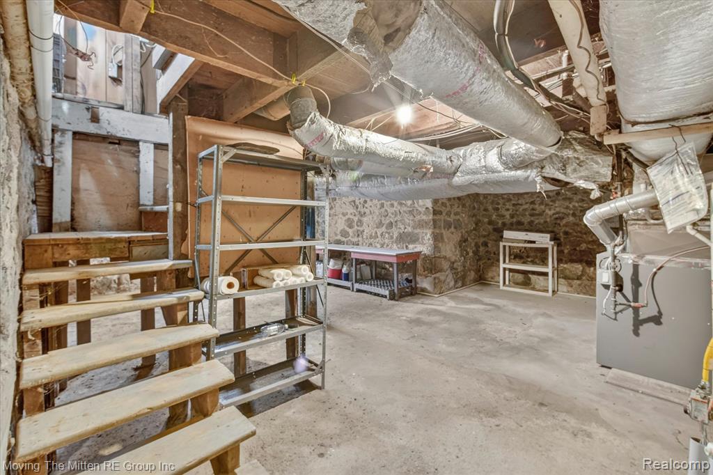 46800 W 11 Mile Road, Novi, MI — Photo 33