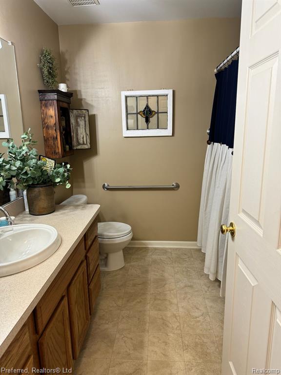 573 SNOWFALL Court, Howell, MI 48843 — Photo 17