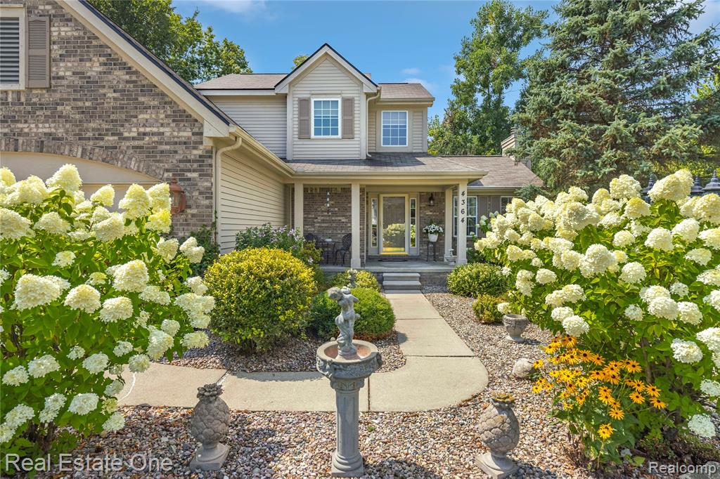 4364 Meadows Avenue, Burton, MI 48439 — Photo 5