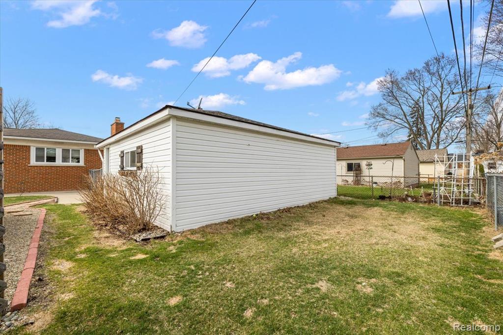 9364 Colorado Street, Livonia, MI 48150 — Photo 55