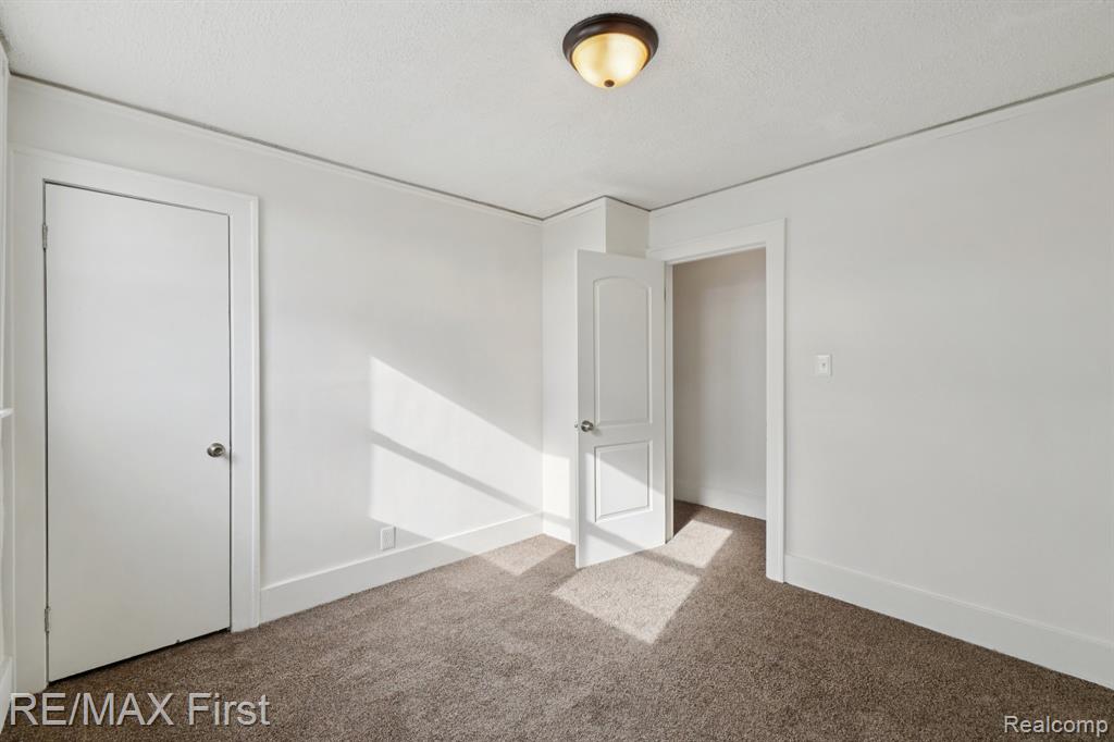 7726 Coolidge, Center Line, MI 48015 — Photo 19