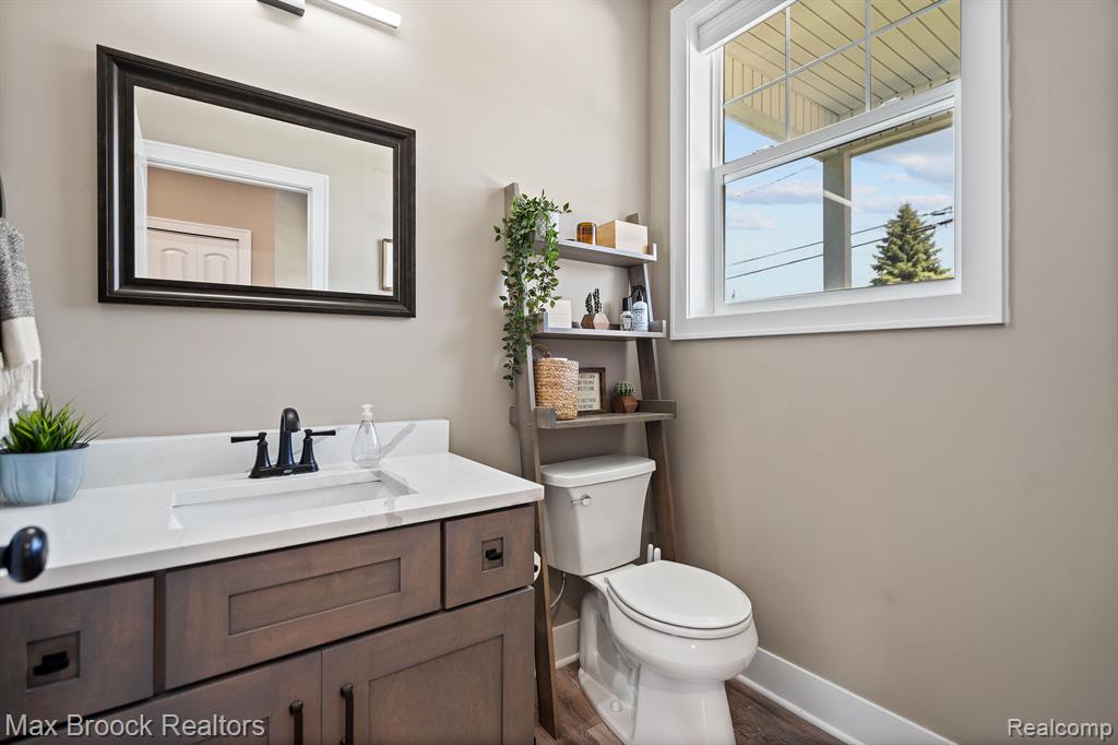 217 CLINTON Street, Romeo, MI 48065 — Photo 17