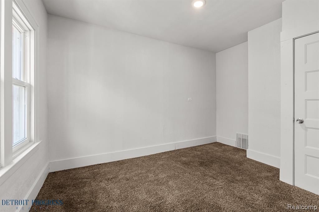 5285 Maplewood Street, Detroit, MI 48204 — Photo 20