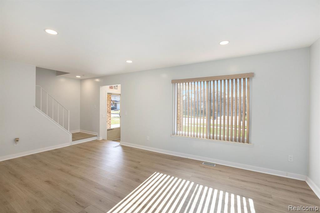 43726 Stuart Drive, Canton, MI 48187 — Photo 6