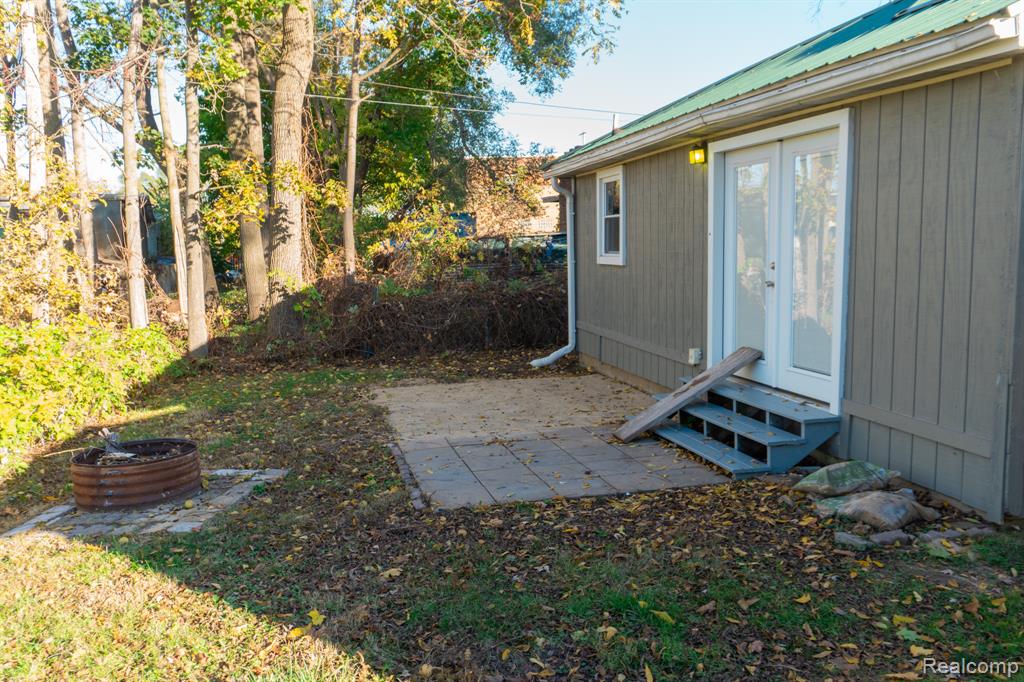 400 W MAIN Street, Durand, MI 48429 — Photo 6
