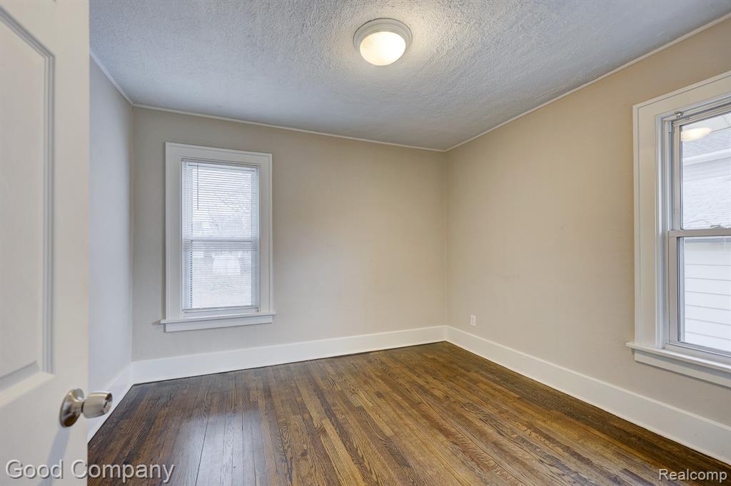 807 Baldwin Avenue, Royal Oak, MI 48067 — Photo 12