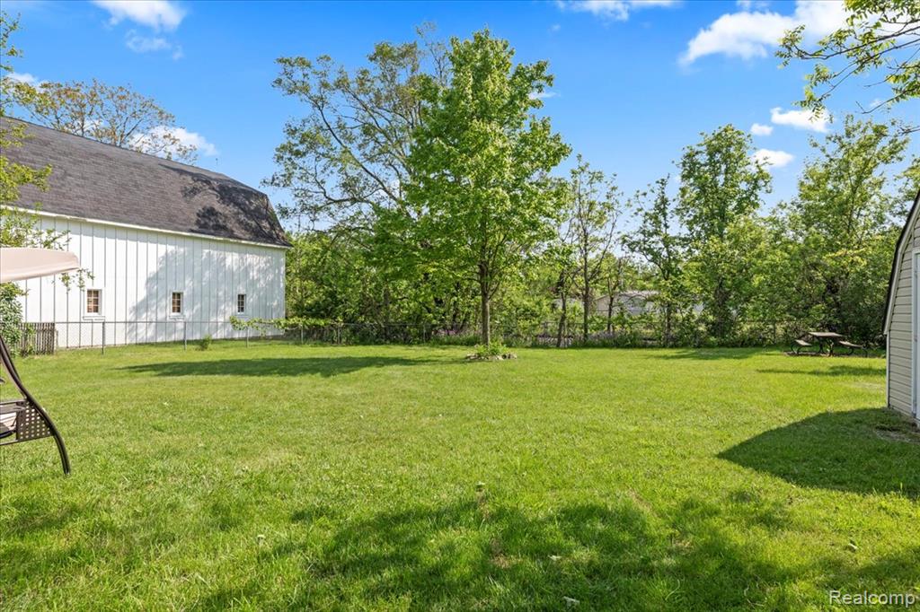 501 Front Street, Holly, MI 48442 — Photo 37