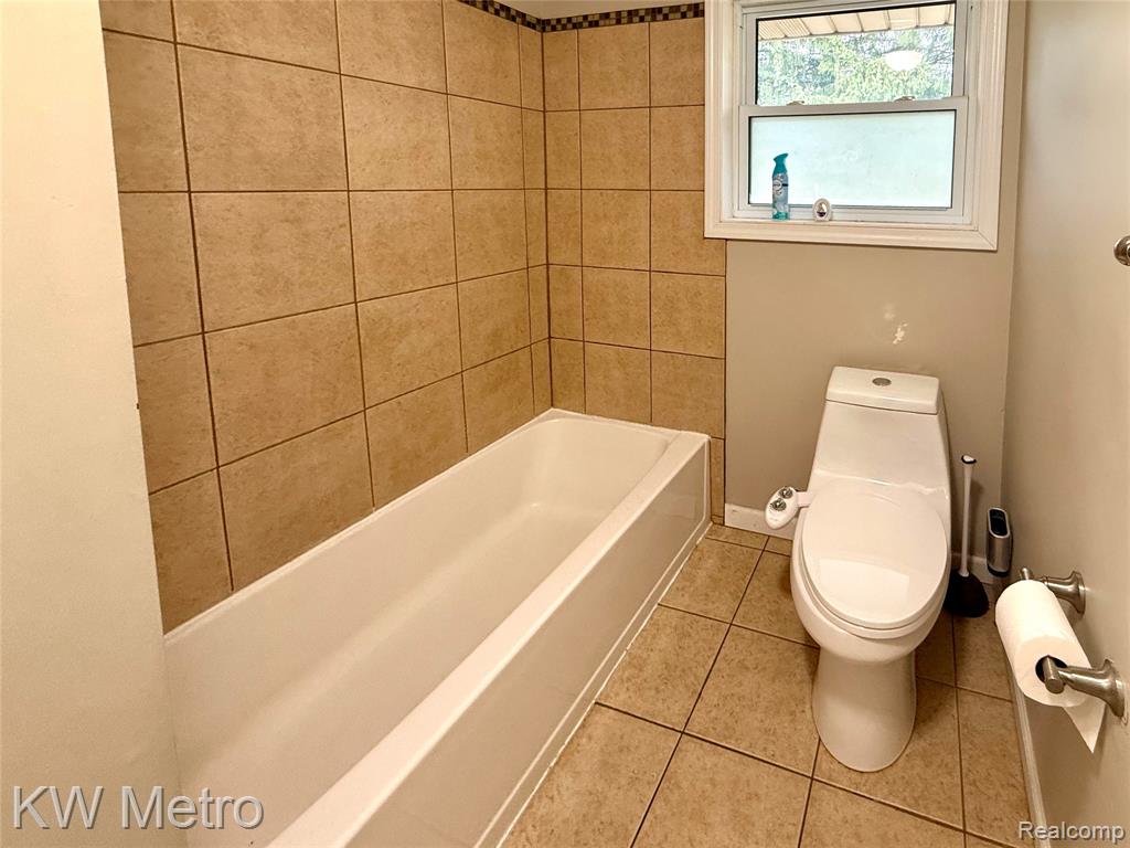 5036 Beecher Road, Flint, MI 48532 — Photo 7