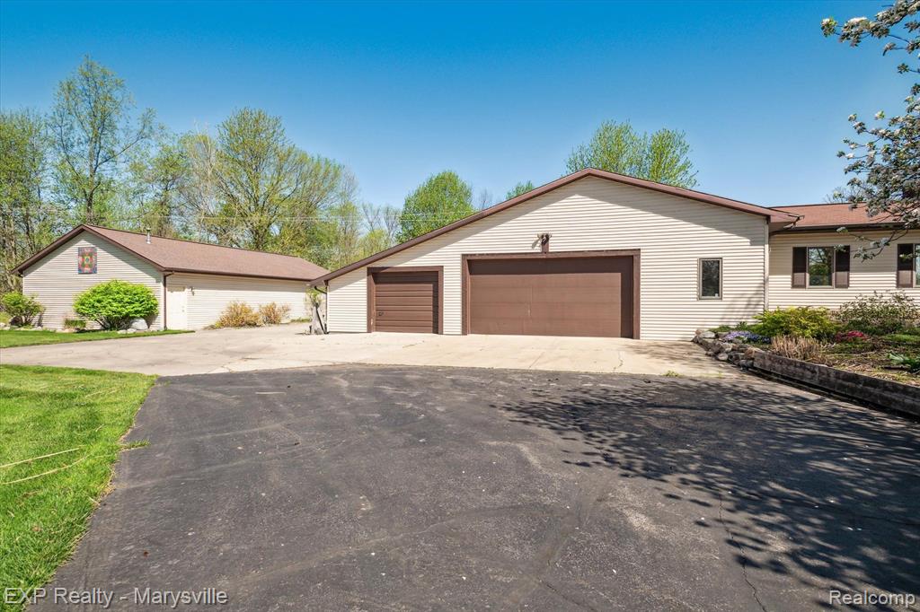 1355 WALDO Road, Williamston, MI 48895 — Photo 4