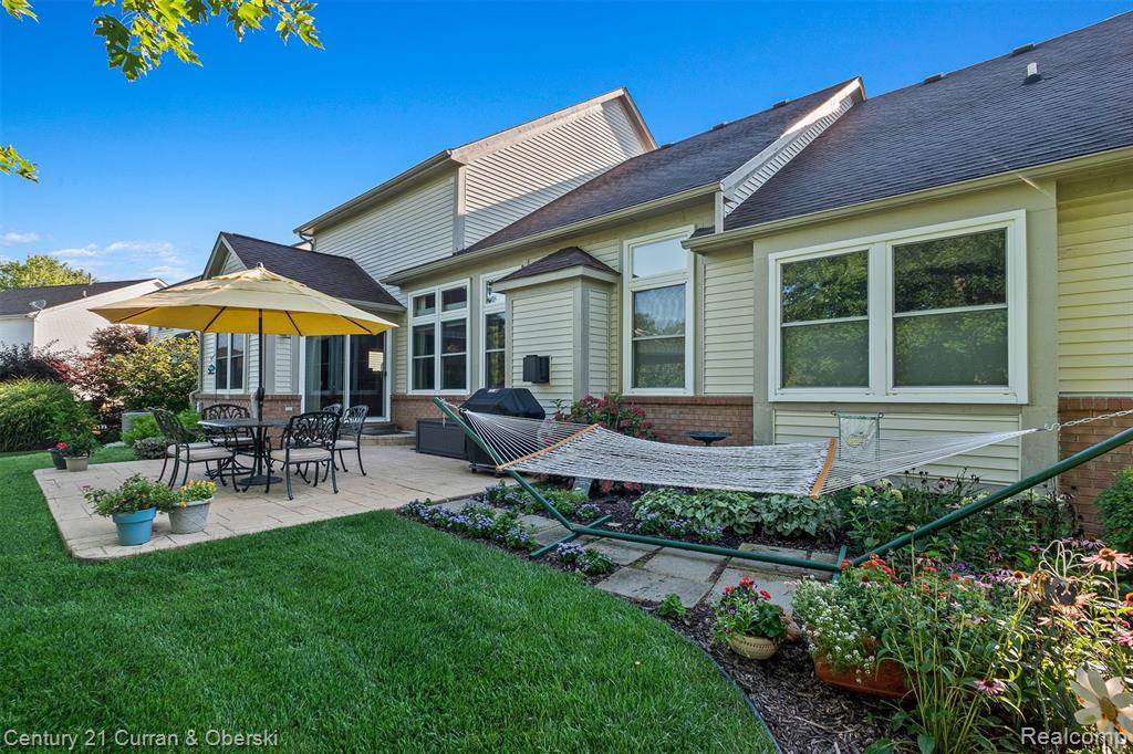 781 Pheasant Run West Drive, Wixom, MI 48393 — Photo 8