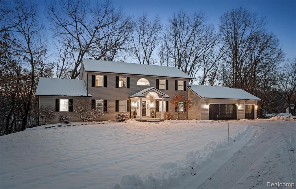 8301 Hyne Road, Brighton, MI 48114 — Photo 7
