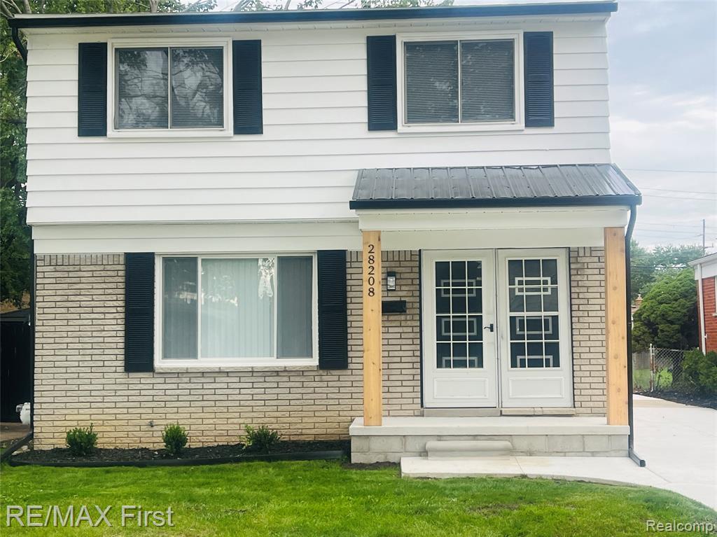 28208 Rockwood Street, Saint Clair Shores, MI 48081