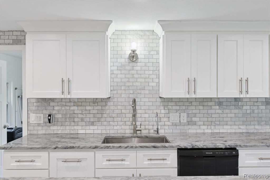 2933 E Sanilac Road, Mayville Vlg, MI 48744 — Photo 12