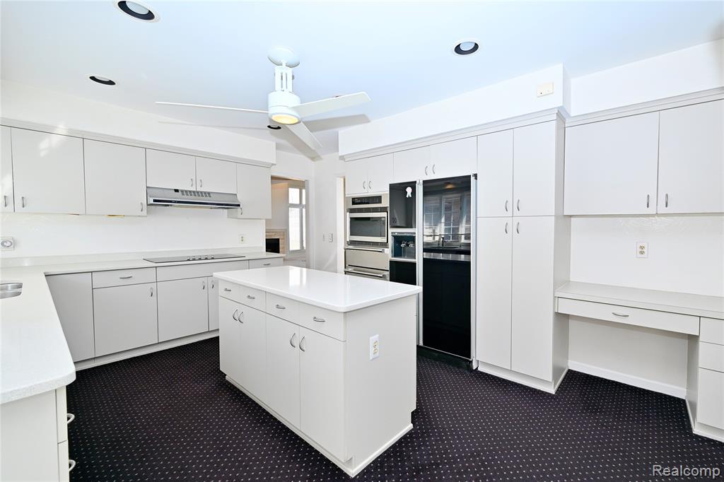 22080 Orchard Way, 37, Beverly Hills, MI 48025 — Photo 14