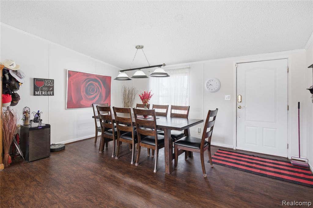 9857 Rembrandt Way, Fenton, MI 48430 — Photo 15