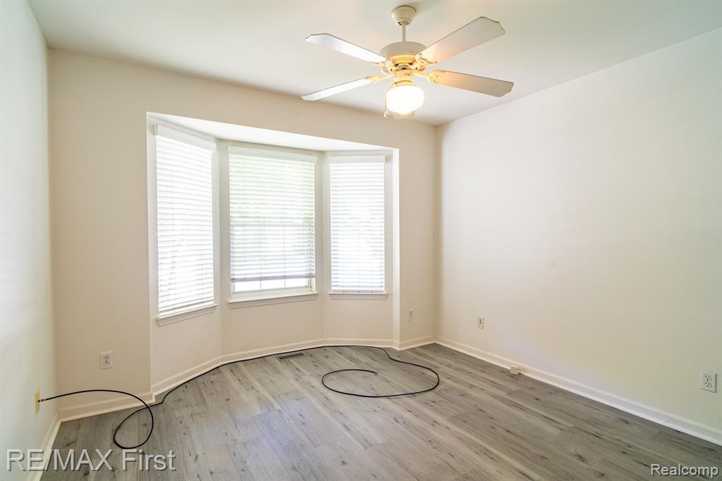 4158 RICHFIELD Drive, Sterling Heights, MI 48314 — Photo 21