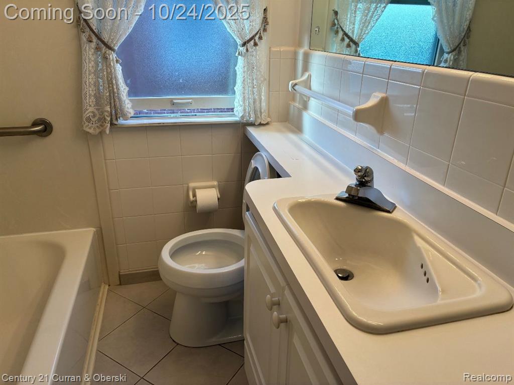 742 N York Street, Dearborn, MI 48128 — Photo 15