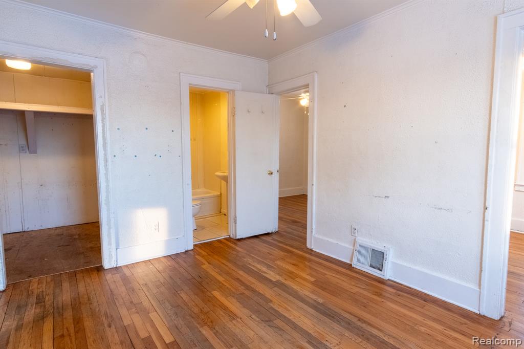 418 W Woodruff Avenue, Hazel Park, MI 48030 — Photo 15