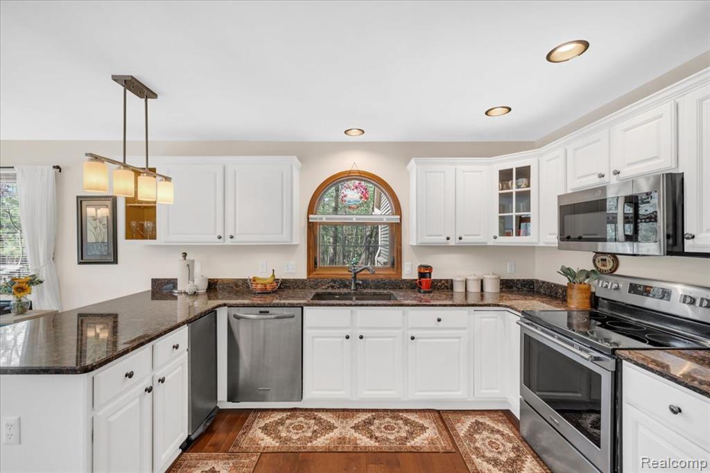 573 NAKOMIS Trail, Orion, MI 48362 — Photo 22