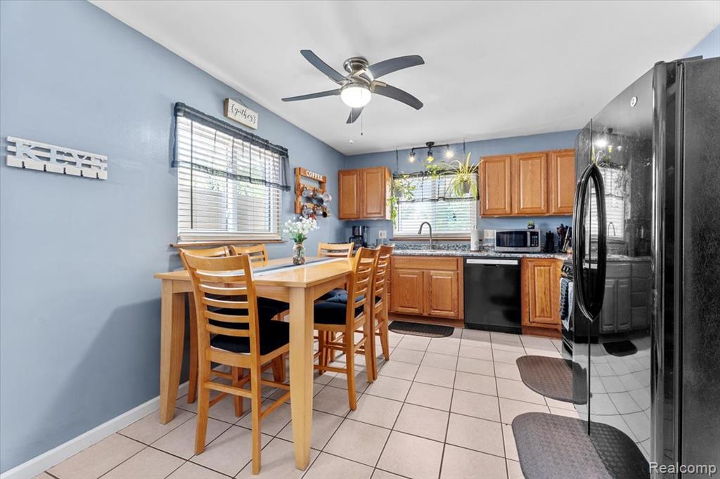 4164 Hazel Avenue, Lincoln Park, MI 48146 — Photo 5