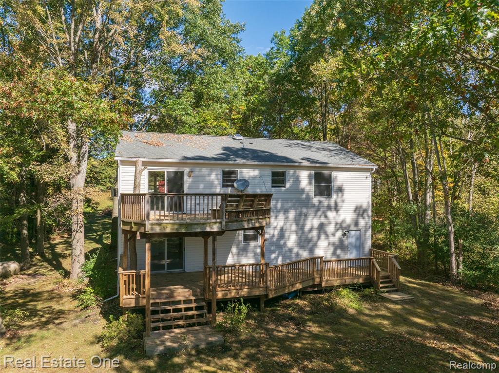 2533 Armond Road, Howell, MI 48855 — Photo 2