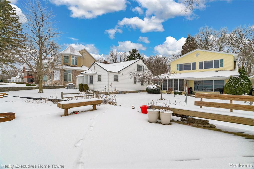 5430 Lakeshore Road, Fort Gratiot, MI 48059 — Photo 57