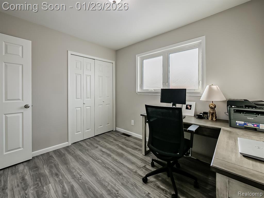 8170 Gerald Avenue, Warren, MI 48093 — Photo 10