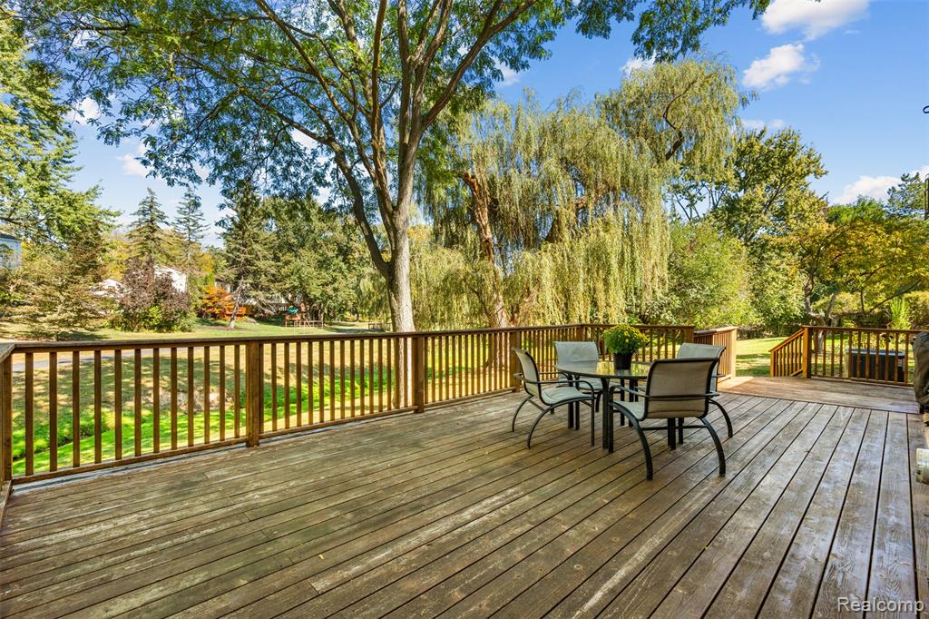 4245 Old Dominion Drive, West Bloomfield, MI 48323 — Photo 28