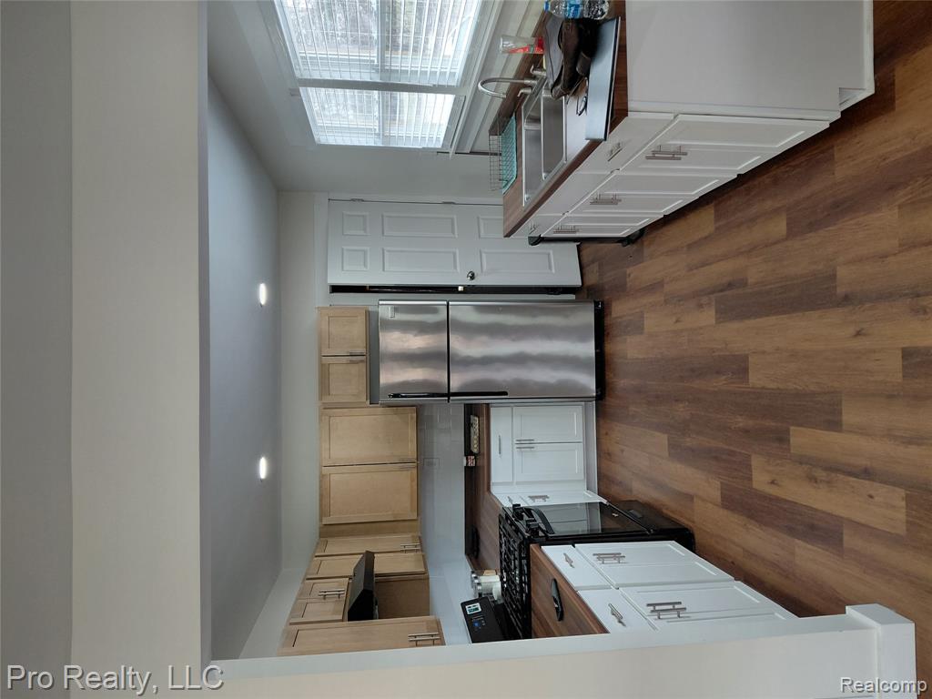 13124 Flanders Street, Detroit, MI 48205 — Photo 2