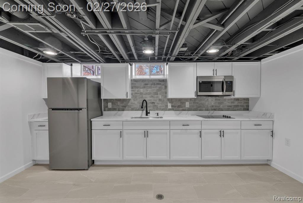 29760 Hoy Street, Livonia, MI, 48154