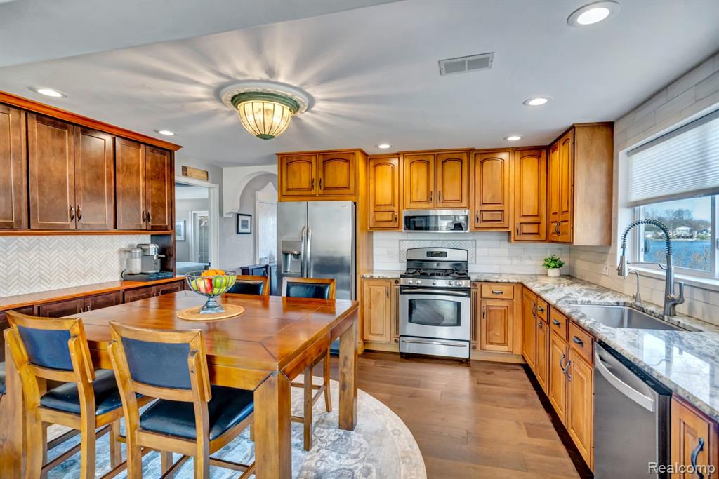 9860 Boucher Road, Otter Lake, MI 48464 — Photo 15
