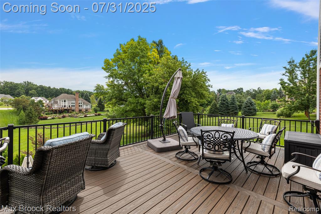 8926 Stonewall W, Clarkston, MI 48348 — Photo 3