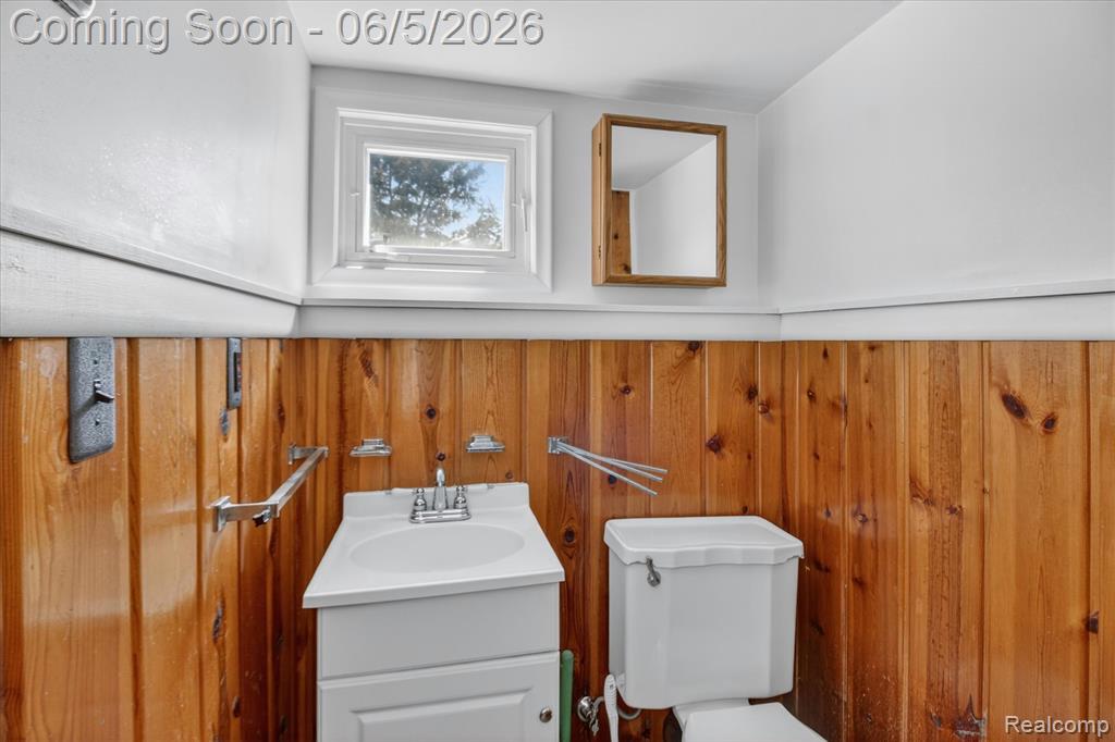 9825 Becker Avenue, Allen Park, MI 48101 — Photo 31