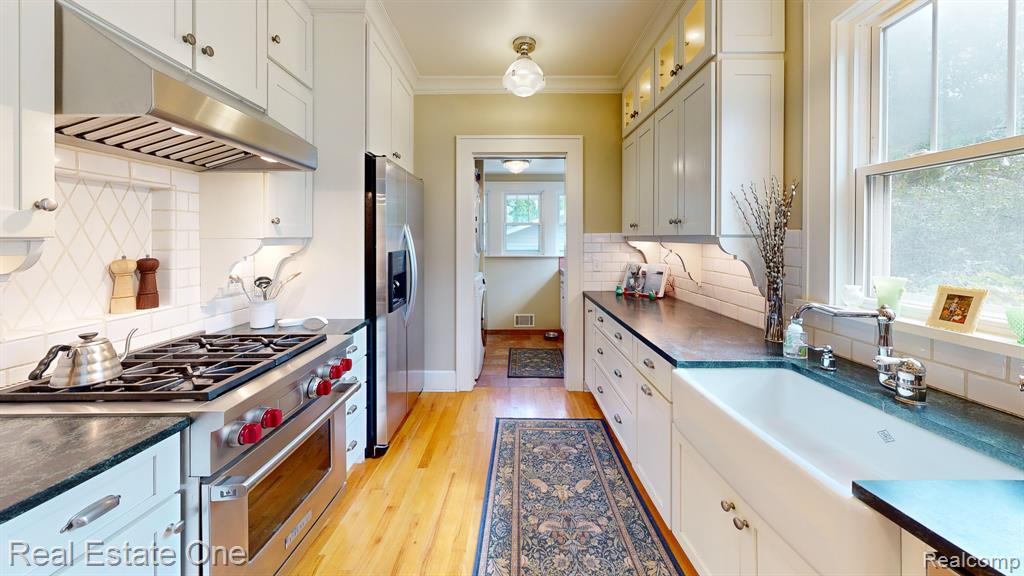 410 W 4th Street, Rochester, MI 48307 — Photo 18