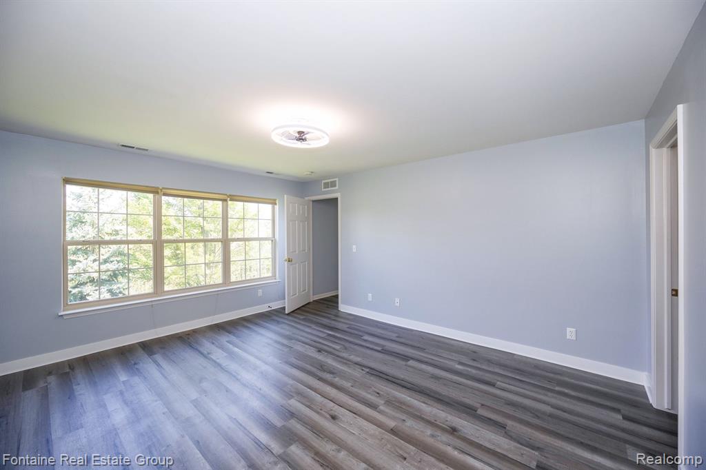 42838 PATTY Lane, Van Buren, MI 48111 — Photo 21