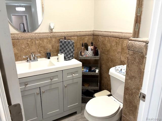21230 Vreeland Road, Woodhaven, MI 48183 — Photo 15
