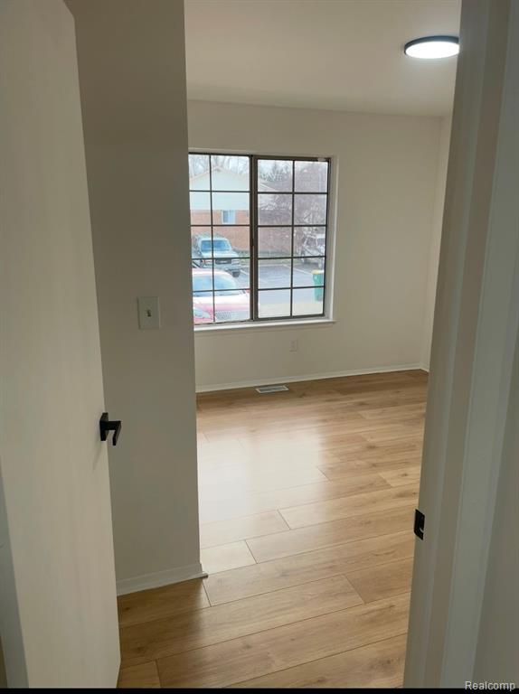 367 FAIRGROVE Street, Romeo, MI 48065 — Photo 14