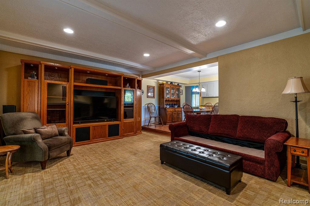 6228 ATKINS Drive, Troy, MI 48085 — Photo 8