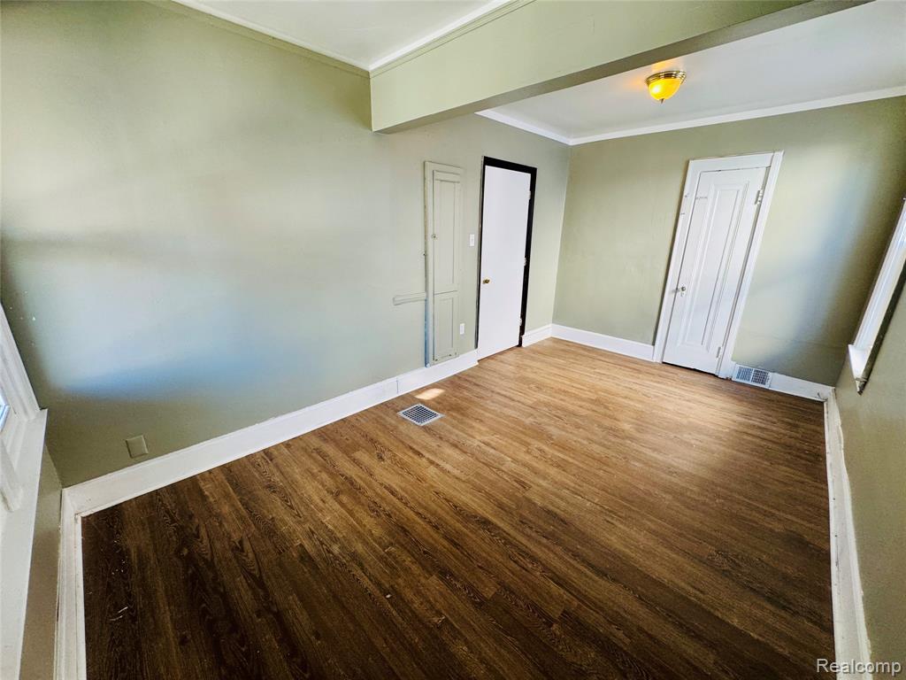 11667 Mitchell Street, Hamtramck, MI 48212 — Photo 7