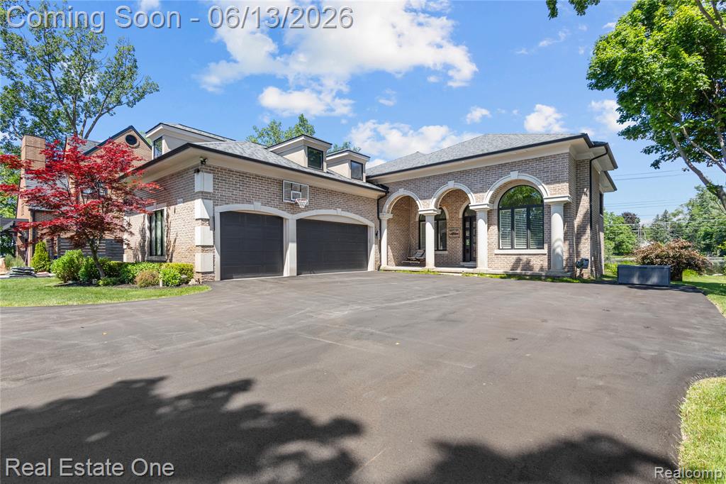 2428 Pine Lake Road, West Bloomfield, MI 48324 — Photo 3