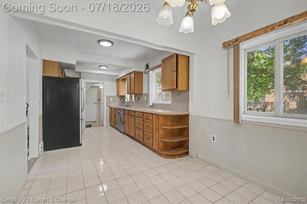4124 Jackson Street, Dearborn Heights, MI 48125 — Photo 7