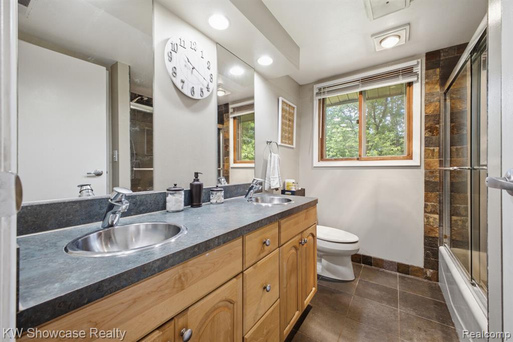 1659 Lockwood, Highland, MI 48356 — Photo 14