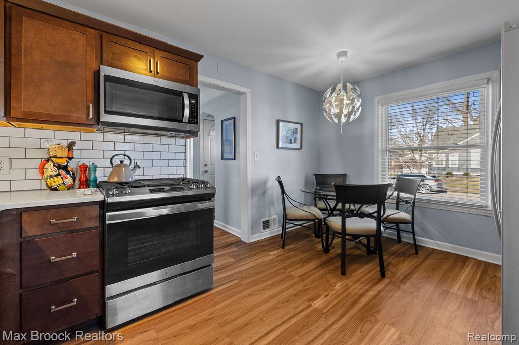 490 ROTH Boulevard, Clawson, MI — Photo 11