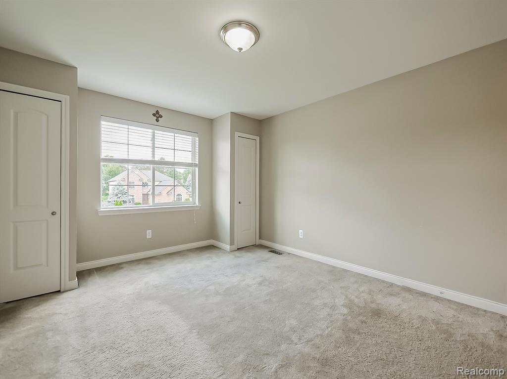6960 Norway Drive, Troy, MI 48085 — Photo 20