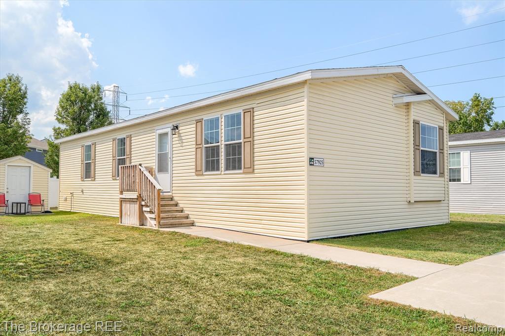 57925 Woodcreek Lot 50, New Haven, MI 48048 — front exterior