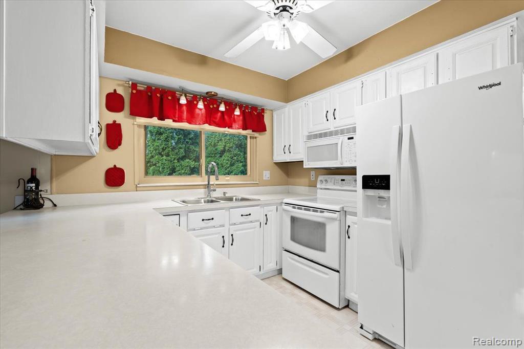 728 SOREL Drive, Canton, MI 48188 — Photo 10