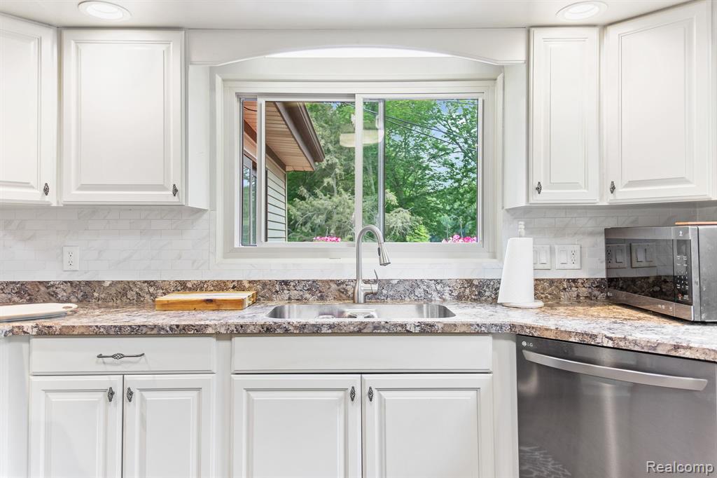 199 Grand Avenue, Grand Haven, MI 49417 — Photo 36
