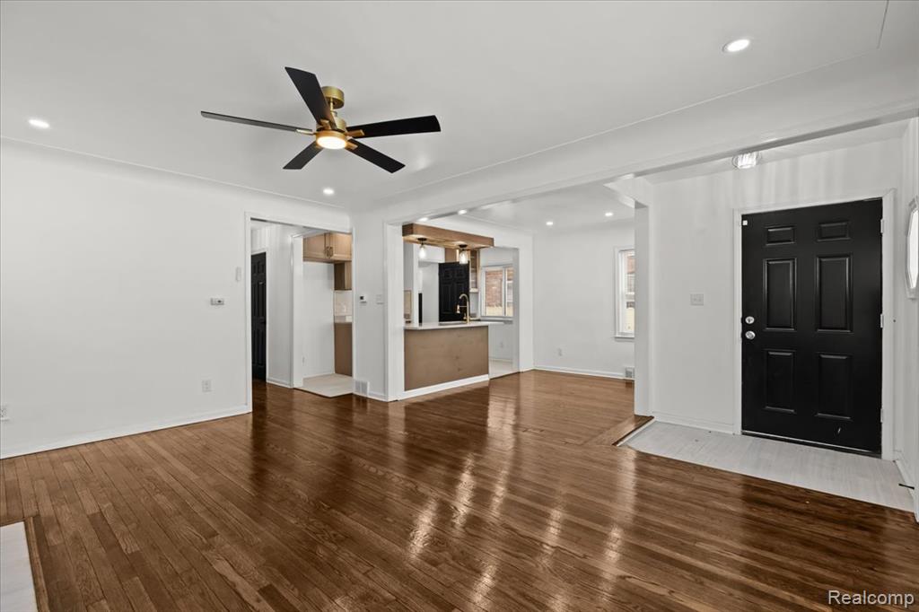 16866 Harlow, Detroit, MI 48235 — Photo 3